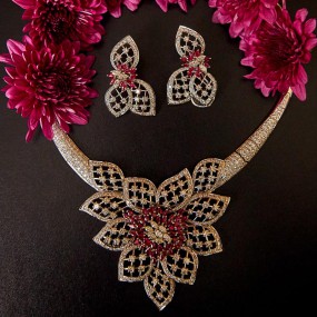 Fashionable-looking girl with blond hair and pink sunglasses